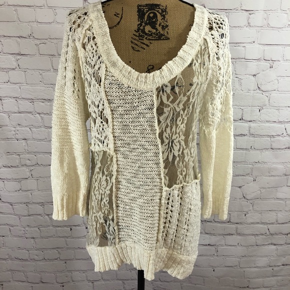 BKE Sweaters - Bke knit sweater
